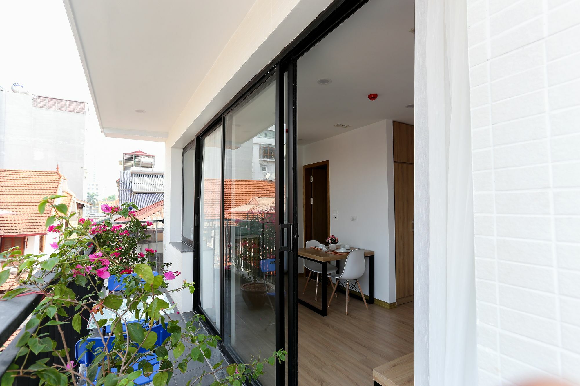 Quiet Hoang Quoc Viet Hotel&apartment Hà Nội Ngoại thất bức ảnh